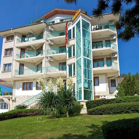 Zora Слънчев бряг