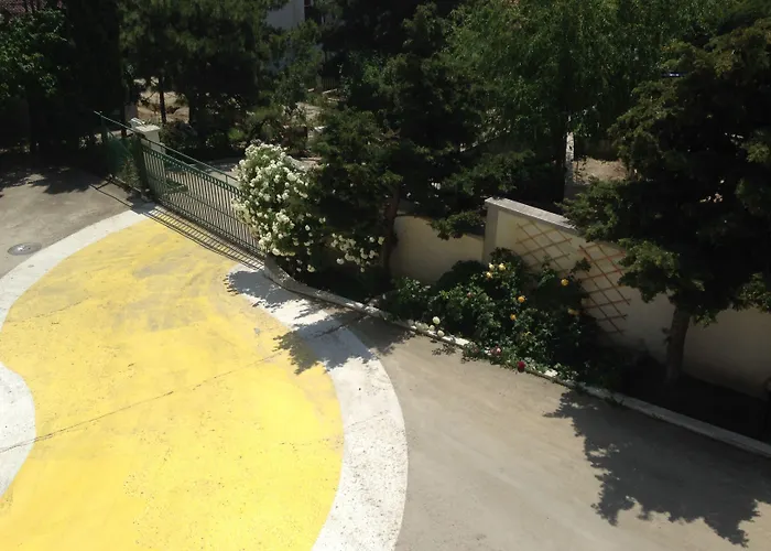 佐拉酒店 阳光海滩