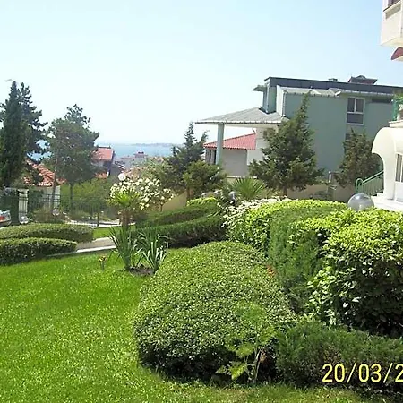 Hotel Zora 3*