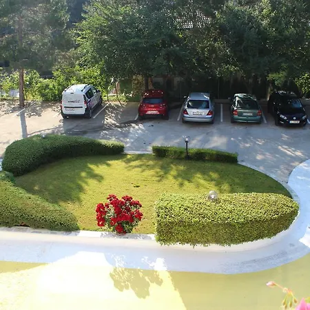 Zora Слънчев бряг