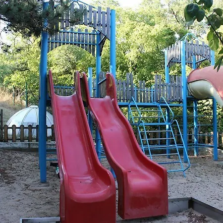 Zora מלון 3*